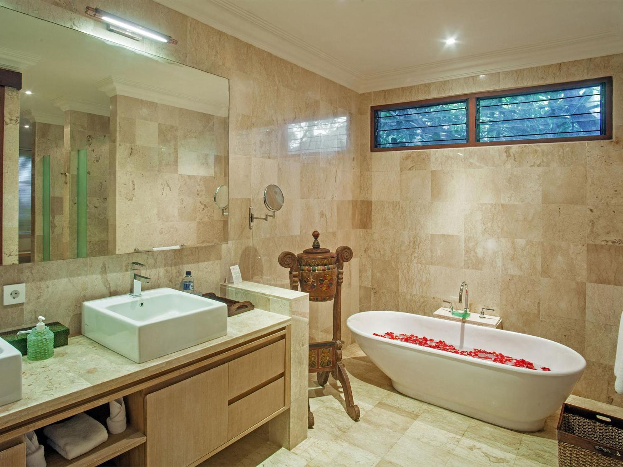 Villa Avalon By Elite Havens ชังกู ภายนอก รูปภาพ