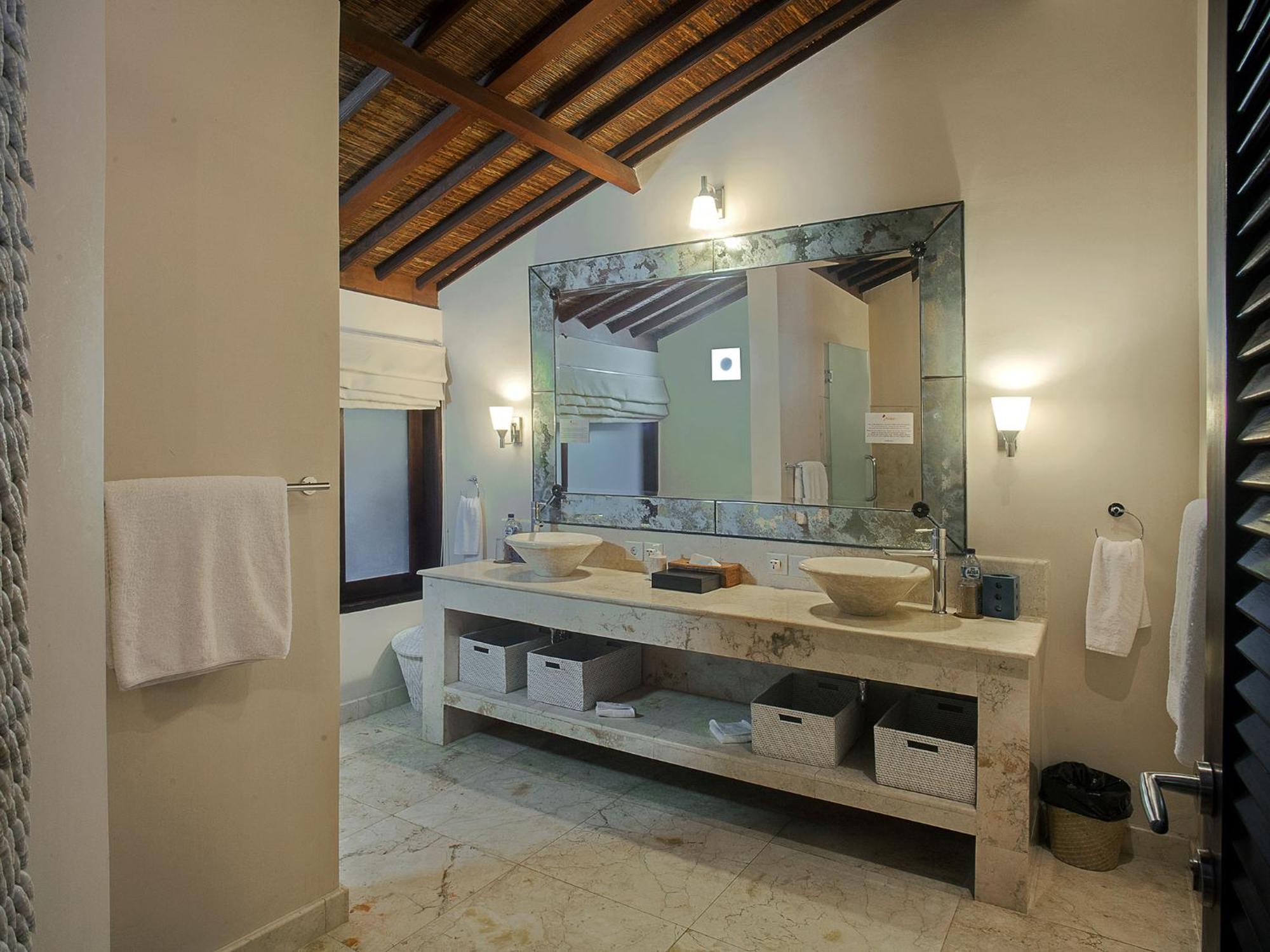 Villa Avalon By Elite Havens ชังกู ภายนอก รูปภาพ